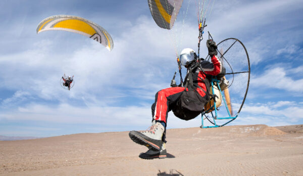 paramotoring-in-the-jaisalmer-1704873806 paramotoring-in-the-jaisalmer-1704873806