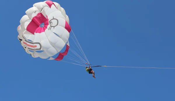 parasailing-img-2 parasailing-img-2